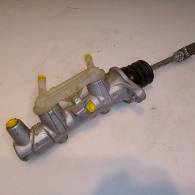 Maitre cylindre occasion TOYOTA PRIUS II 4720147040 2