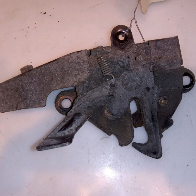 Serrure capot occasion TOYOTA PRIUS II 5351047060 2