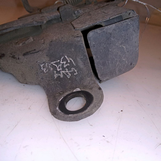 Serrure capot occasion TOYOTA PRIUS II 5351047060 3