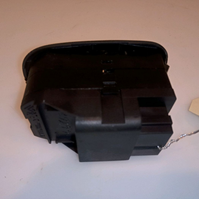Commande lève-glace porte avant gauche occasion PEUGEOT 206 Phase 1 09-1998->03-2009 1.4i 6552WQ 2