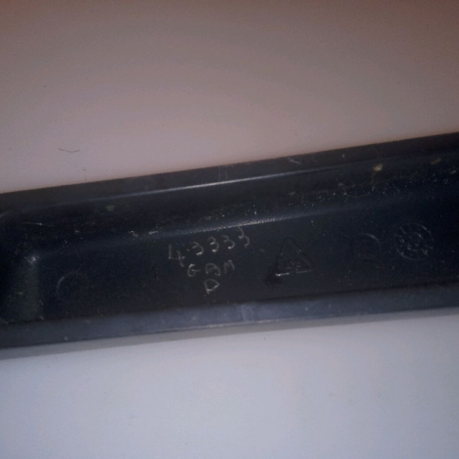 Bras essuie-glace avant droit occasion SAAB 9-3 II Phase 1 09-2005->09-2007 1.9 TiD 120ch 12760913 3