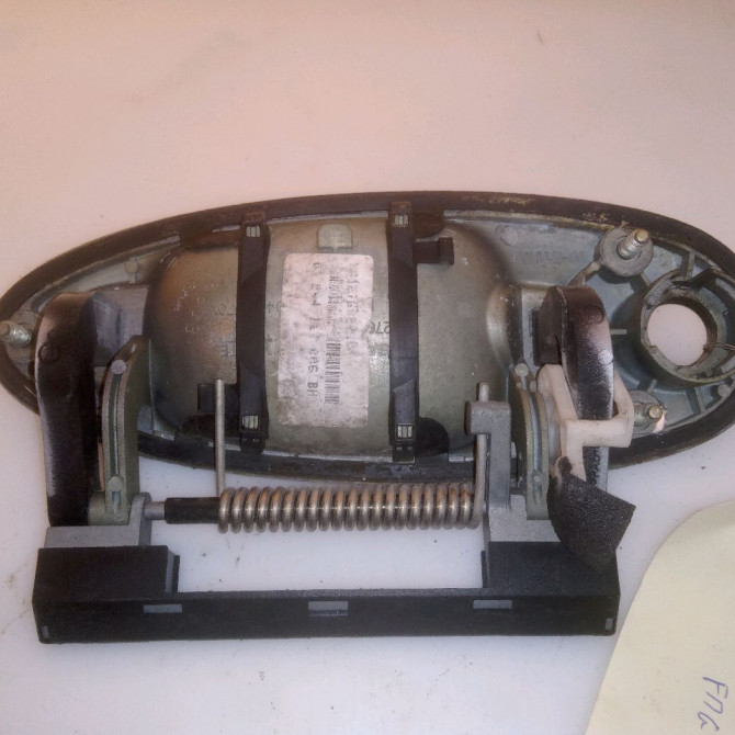 Poignee ext porte avg occasion SAAB 9-3 II Phase 1 09-2005->09-2007 1.9 TiD 120ch 32015409 2