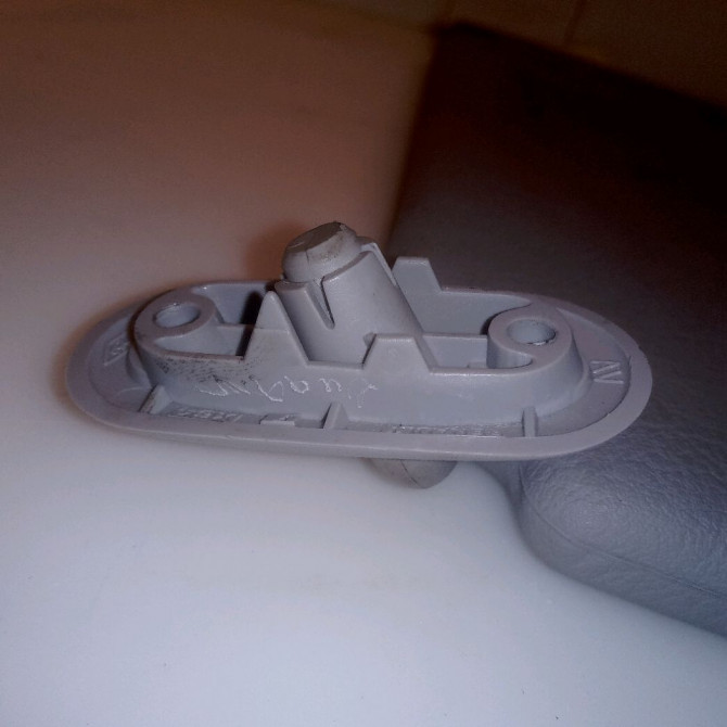 Pare-soleil droit occasion RENAULT MEGANE I Phase 2 03-1999->06-2003 1.4i 16v 8200242530 3