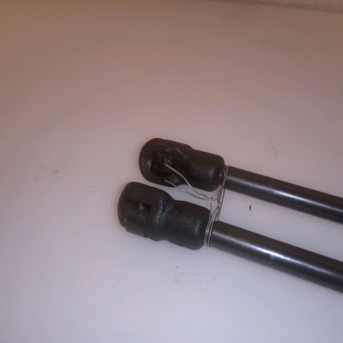 Verin droit hayon occasion SAAB 9-3 II Phase 1 09-2005->09-2007 1.9 TiD 120ch 12778556 2