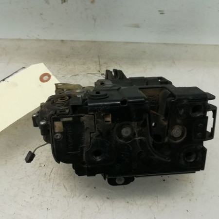 Serrure porte arg occasion VOLKSWAGEN GOLF IV GOLF IV Phase 1 1998-01-01->2005-06-30 1.9 TDI 90ch 3B4839015A