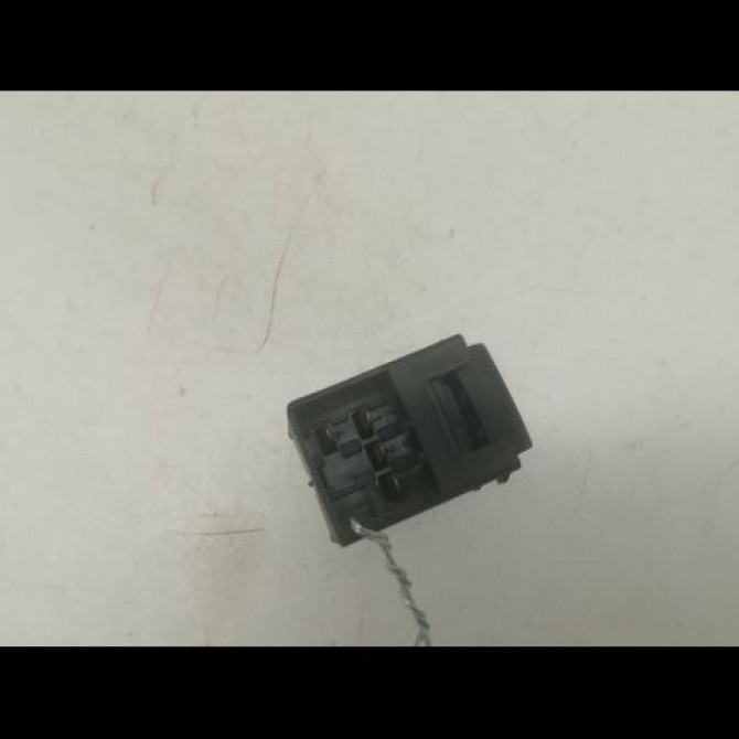 Commande lève-glace porte avant droite occasion VOLKSWAGEN GOLF IV GOLF IV Phase 1 1998-01-01->2005-06-30 1.9 TDI 110ch 3B0959855B01C 3