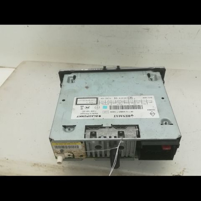 Autoradio occasion RENAULT MEGANE III Phase 1 11-2008->01-2012 1.5 DCI 105ch 281158115R 2
