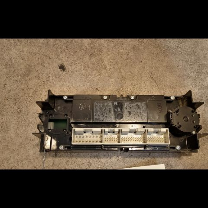 Commande de chauffage occasion VOLKSWAGEN GOLF IV GOLF IV Phase 1 1998-01-01->2005-06-30 1.6i 8v 100ch 3B1907044C 2