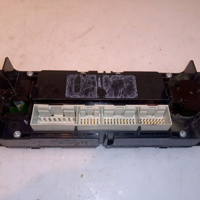 Commande de chauffage occasion VOLKSWAGEN GOLF IV GOLF IV Phase 1 1998-01-01->2005-06-30 1.9 TDI 130ch 3B1907044C 2