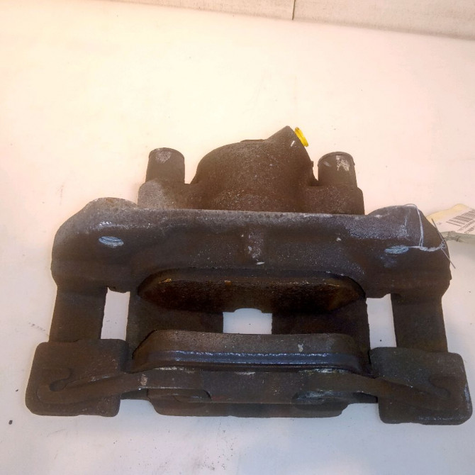 Etrier de frein avant gauche occasion B.M.W. SERIE 3 IV Phase 2 09-2001->03-2005 320d 34116758113 2