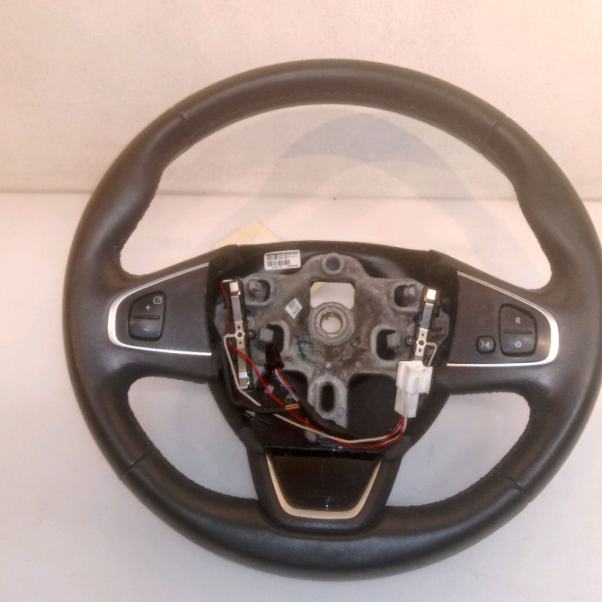 Volant de direction occasion RENAULT CLIO IV Phase 2 08-2016->... 0.9i TCE 484000110R 1