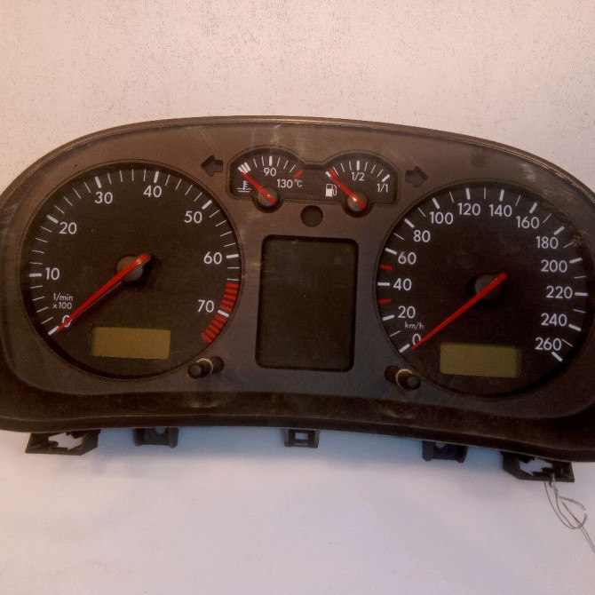 Compteur occasion VOLKSWAGEN GOLF IV GOLF IV Phase 1 1998-01-01->2005-06-30 1.6i 1