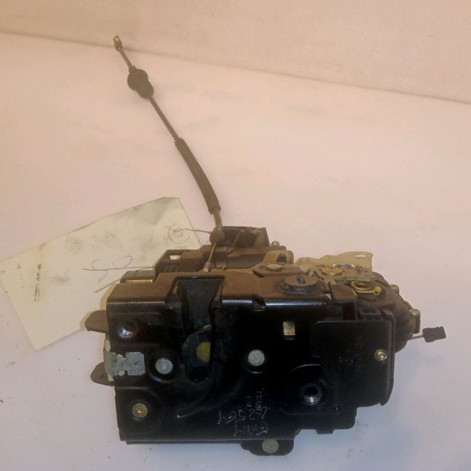 Serrure porte ard occasion VOLKSWAGEN GOLF IV GOLF IV Phase 1 1998-01-01->2005-06-30 1.6i 2