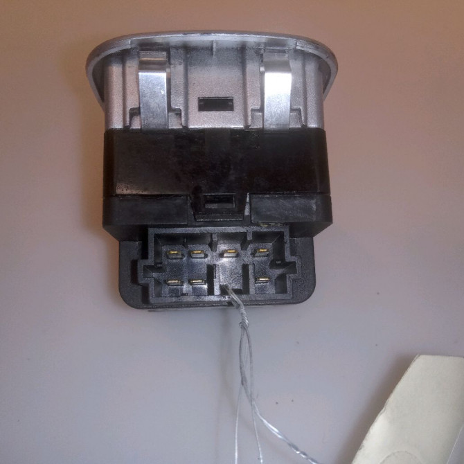 Commande lève-glace porte avant gauche occasion PEUGEOT 206 + Phase 1 03-2009->05-2013 1.4i 75ch 3