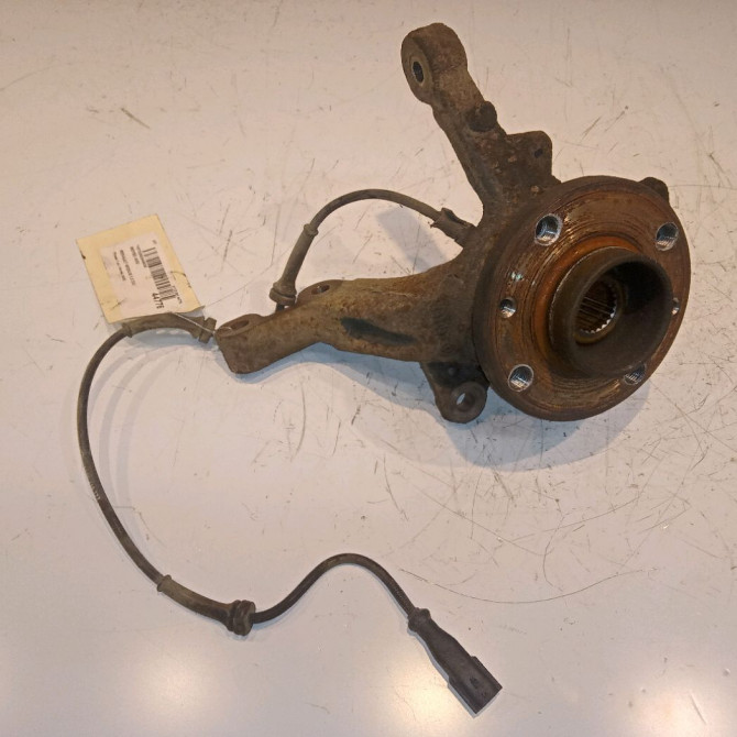 Moyeu avg occasion RENAULT MODUS Phase 1 09-2004->12-2007 1.5 DCI 65ch 402022048R 1