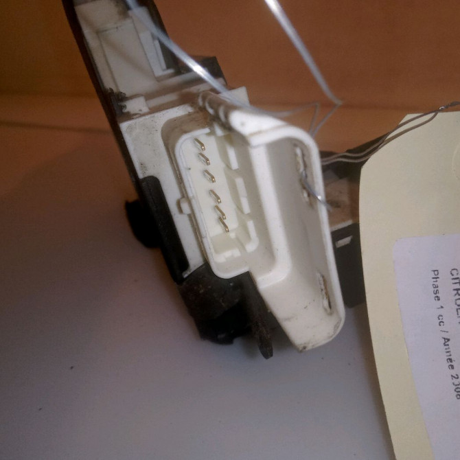 Serrure porte avg occasion CITROEN C4 I Phase 1 11-2004->07-2008 1.6 HDI 92ch 9135FE 3