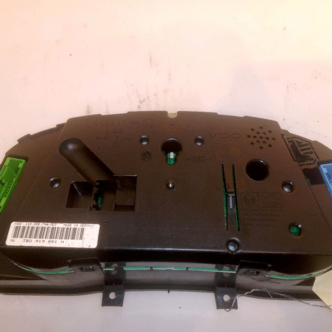 Compteur occasion VOLKSWAGEN PASSAT IV Phase 1 10-1996->10-2000 1.9 TDI 90ch 3B0920842AX 2