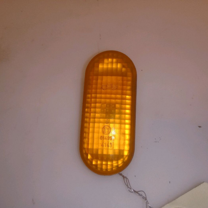 Répétiteur aile droite occasion VOLKSWAGEN PASSAT IV Phase 1 10-1996->10-2000 1.9 TDI 90ch 3B0949117C 1