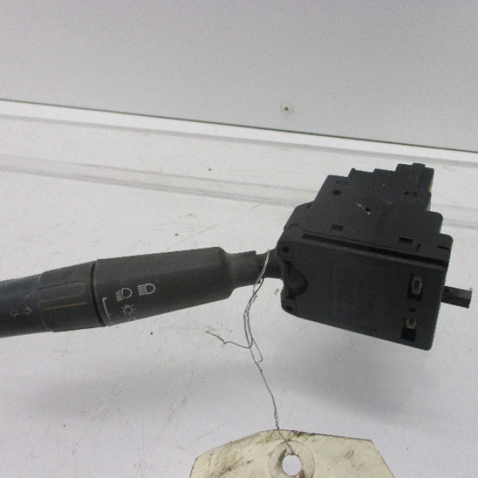 Commande clignotant occasion PEUGEOT 106 Phase 1 09-1991->04-1996 625357 1