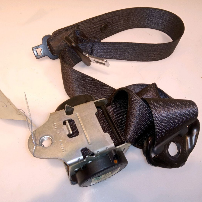 Ceinture avant droite occasion OPEL CORSA IV Phase 1 09-2006->12-2010 1.2 TWINPORT 80ch 13290245 2