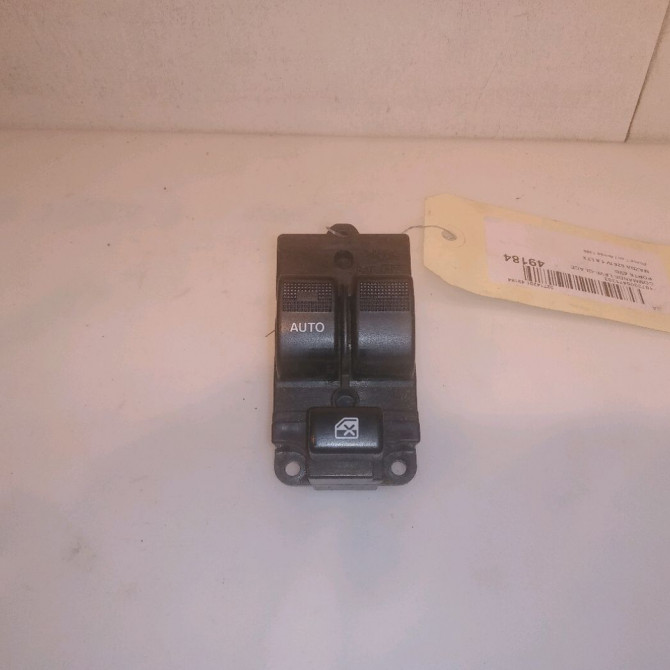 Commande lève-glace porte avant gauche occasion MAZDA 626 IV Phase 1 07-1997->12-1999 1.8 LTX 1