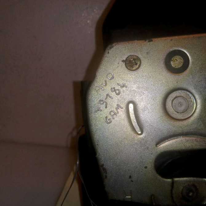 Serrure porte avd occasion MAZDA 626 IV Phase 1 07-1997->12-1999 1.8 LTX 3