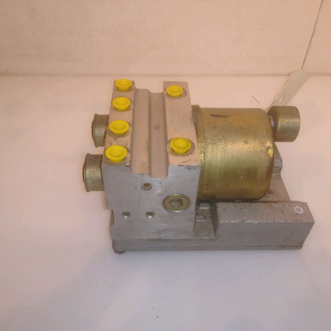 Unité hydraulique ABS occasion MAZDA 626 IV Phase 1 07-1997->12-1999 1.8 LTX 2