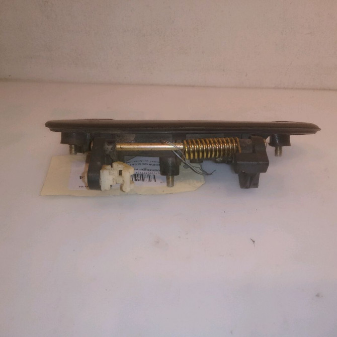 Poignee ext porte avg occasion MAZDA 626 IV Phase 1 07-1997->12-1999 1.8 LTX 2