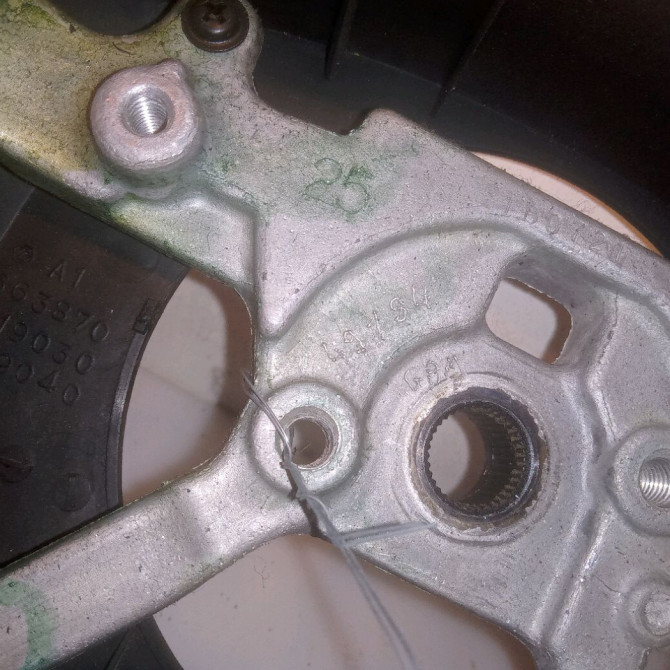 Volant de direction occasion MAZDA 626 IV Phase 1 07-1997->12-1999 1.8 LTX 2