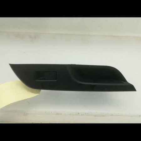 Commande leve-glace porte arrière droite occasion SUZUKI SWIFT IV Phase 1 09-2010->... 1.2 VVT 94ch 3799568L00