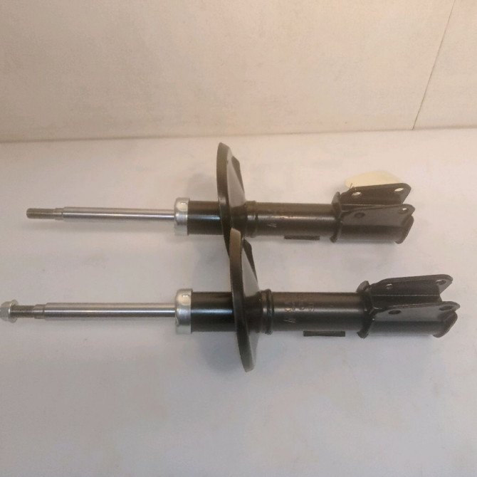 Amortisseur avant droit occasion RENAULT TWINGO I Phase 3 08-2000->06-2007 1.2i 543022820R 1