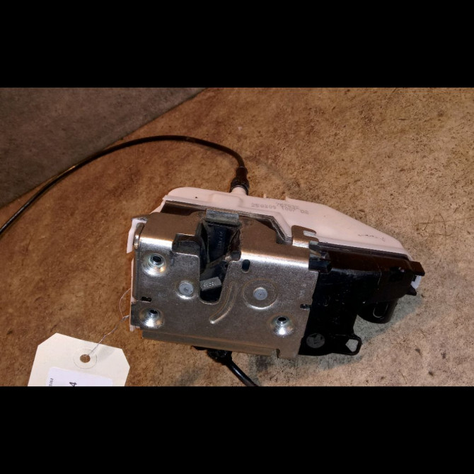 Serrure porte ard occasion RENAULT TWINGO II Phase 1 06-2007->11-2011 1.2i 60ch 3