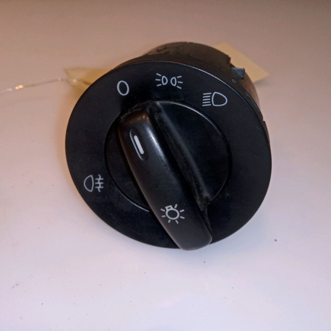 Interrupteur commande de phares occasion VOLKSWAGEN TOURAN I Phase 1 03-2003->12-2006 1.9 TDI 105ch 3C8941431BXSH 1