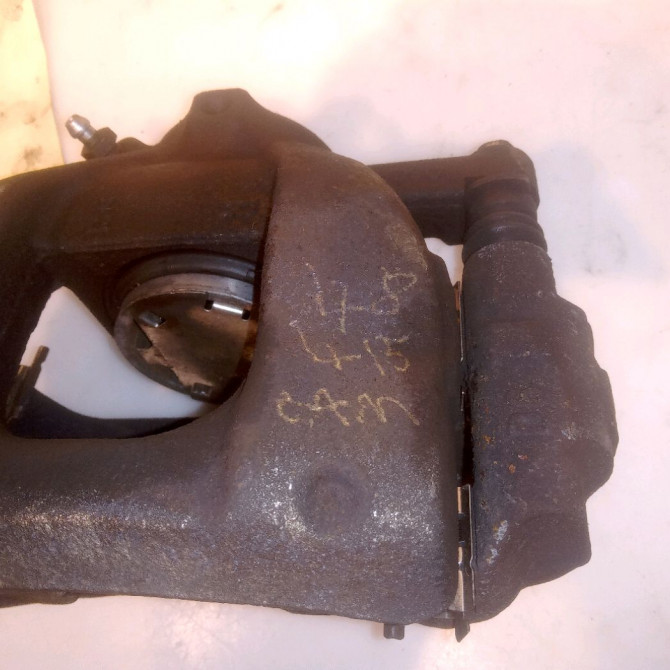 Etrier de frein avant droit occasion TOYOTA AURIS I Phase 1 03-2007->03-2010 2.0 D-4D 4773002360 3