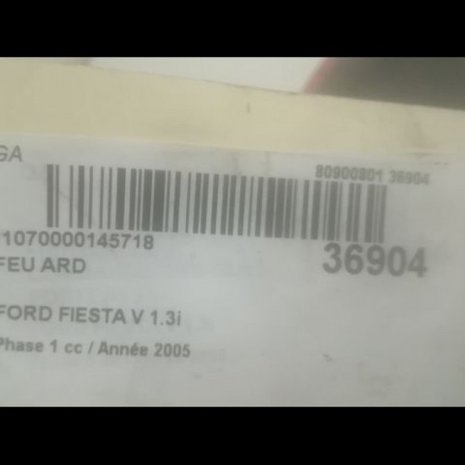 Feu arrière droit occasion FORD FIESTA V Phase 1 09-2002->10-2005 1.3i 1324561 3