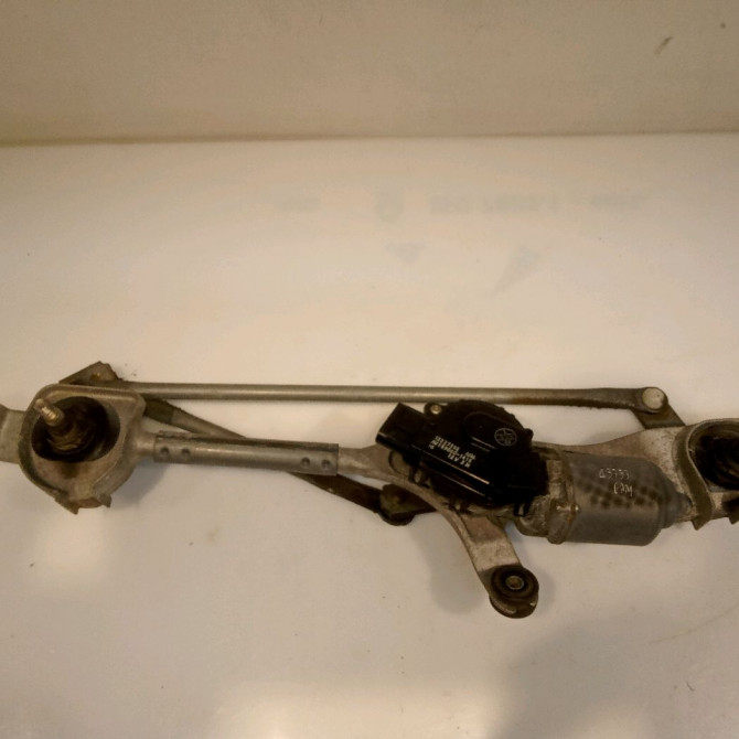 Moteur essuie-glace avant occasion OPEL INSIGNIA Phase 1 01-2009->03-2013 39057204 1