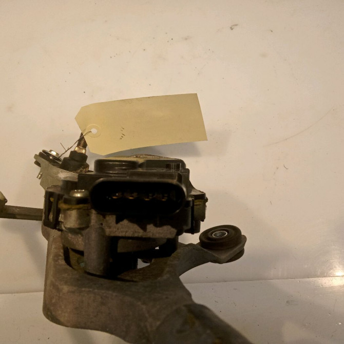 Moteur essuie-glace avant occasion OPEL INSIGNIA Phase 1 01-2009->03-2013 39057204 3