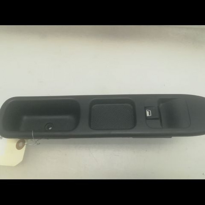 Commande lève-glace porte avant droite occasion PEUGEOT 307 Phase 1 04-2001->06-2005 1.6 HDI 16v 110ch 6554F0 1