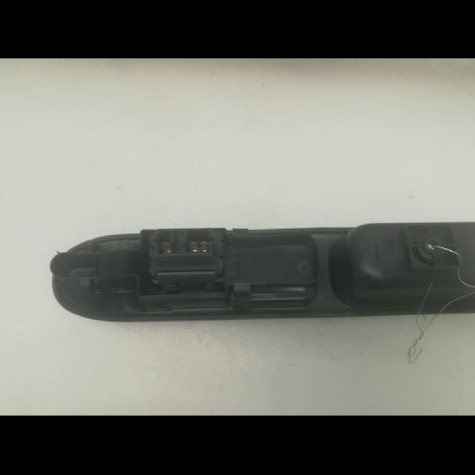 Commande lève-glace porte avant droite occasion PEUGEOT 307 Phase 1 04-2001->06-2005 1.6 HDI 16v 110ch 6554F0 2
