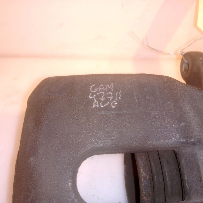 Etrier de frein avant gauche occasion SUZUKI SPLASH Phase 1 03-2008->12-2012 1.3 CDTI 75ch 5512062J10 4