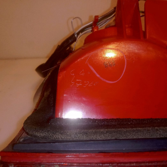 Feu arrière droit occasion TOYOTA RAV4 II Phase 1 07-2000->10-2003 115 D-4D 8155142060 3