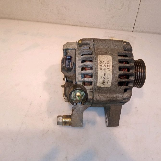Alternateur occasion FORD FIESTA V Phase 1 09-2002->10-2005 1.4 TDCI 1545138 3