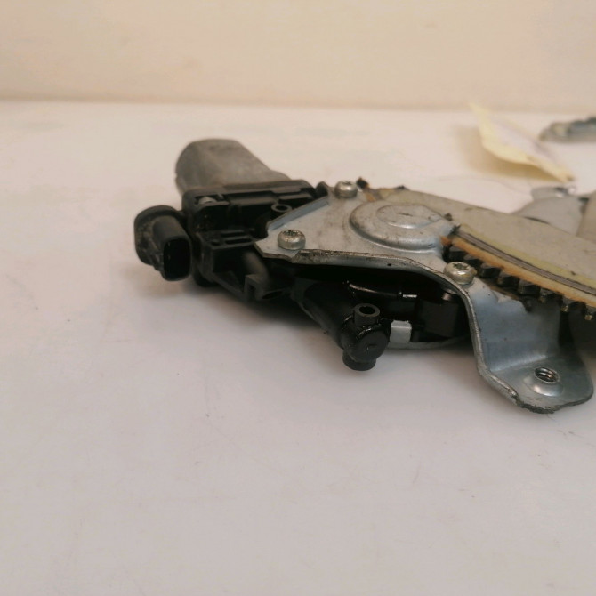 Mecanisme+moteur leve-glace avg occasion SUZUKI SPLASH Phase 1 03-2008->12-2012 1.3 CDTI 75ch 8340279J12 2