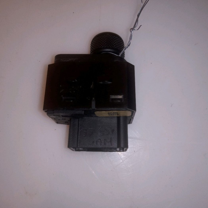 Commande rétroviseurs extérieures électriques occasion SUZUKI GRAND VITARA II Phase 1 09-2005->09-2009 1.6 VVT 106ch 3795062J01 3