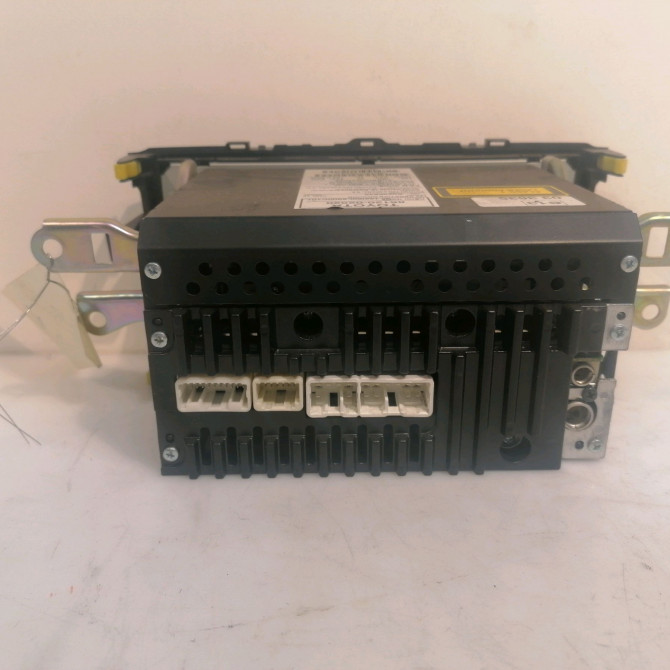 Autoradio occasion TOYOTA AURIS I Phase 1 03-2007->03-2010 2.0 D-4D 8612002571EX 2