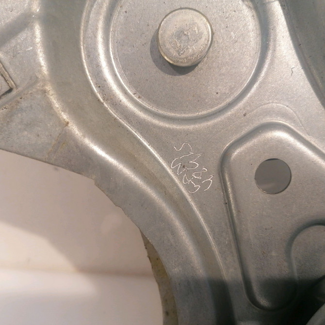 Mecanisme+moteur leve-glace ard occasion TOYOTA AURIS I Phase 1 03-2007->03-2010 2.0 D-4D 6983002240 3