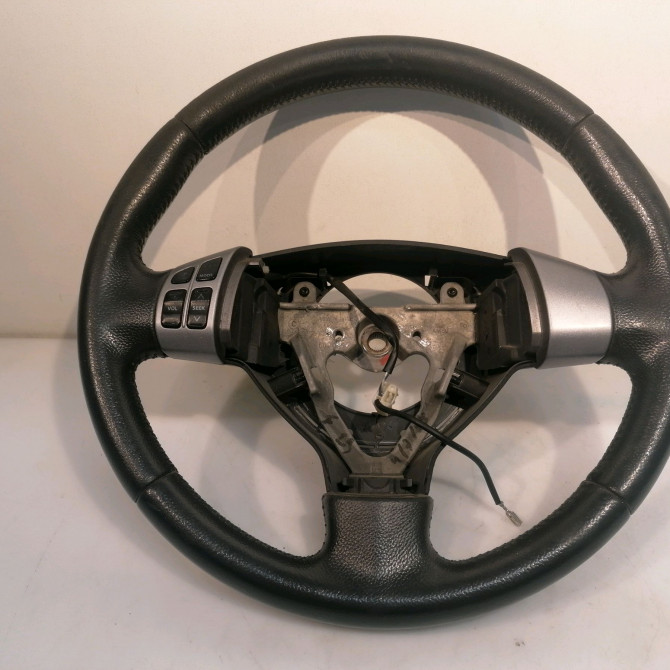 Volant de direction occasion SUZUKI SPLASH Phase 1 03-2008->12-2012 1.3 CDTI 75ch 4811051K61BWL 1