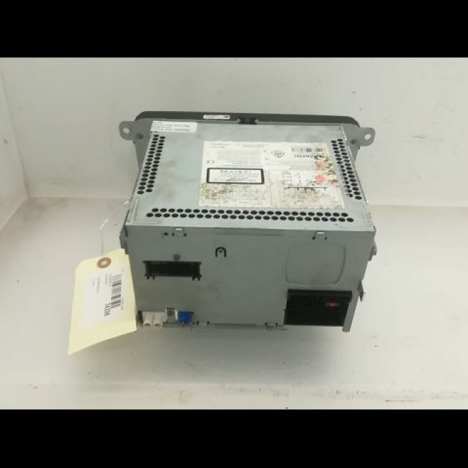 Autoradio occasion VOLKSWAGEN PASSAT VI Phase 1 10-2010->... 2.0 TDI 140ch 3C8057195F 2