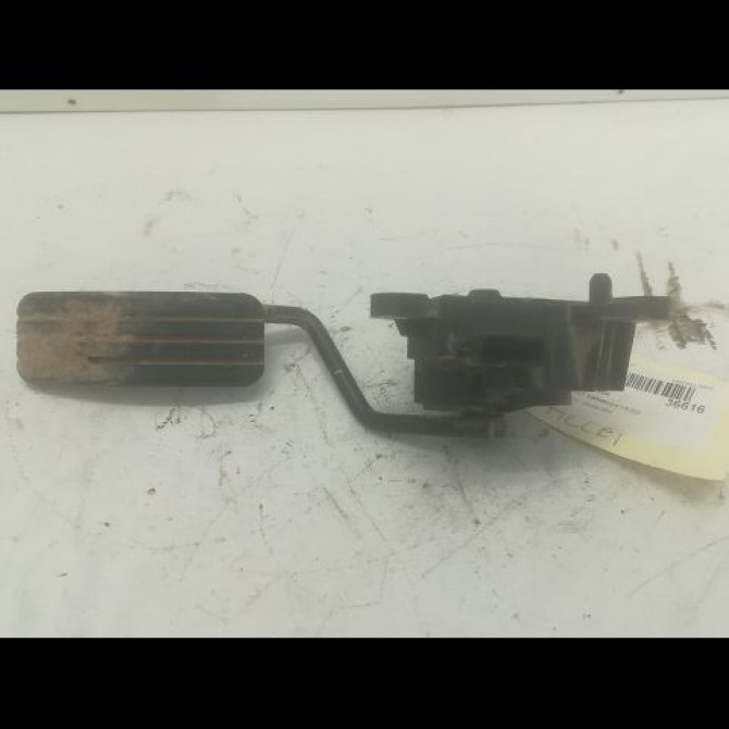 Potentiometre accelerateur occasion RENAULT KANGOO II Phase 1 01-2008->03-2013 1.5 DCI 105ch 2