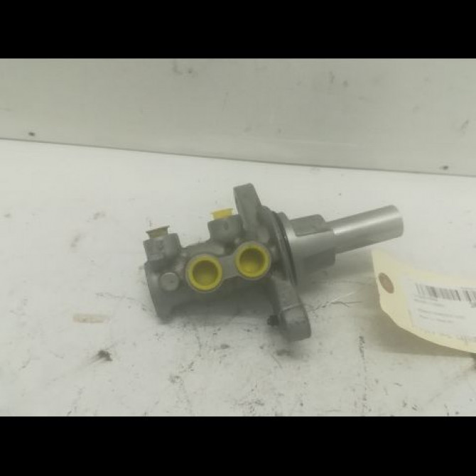 Maitre cylindre occasion RENAULT KANGOO II Phase 1 01-2008->03-2013 1.5 DCI 105ch 7701209764 1